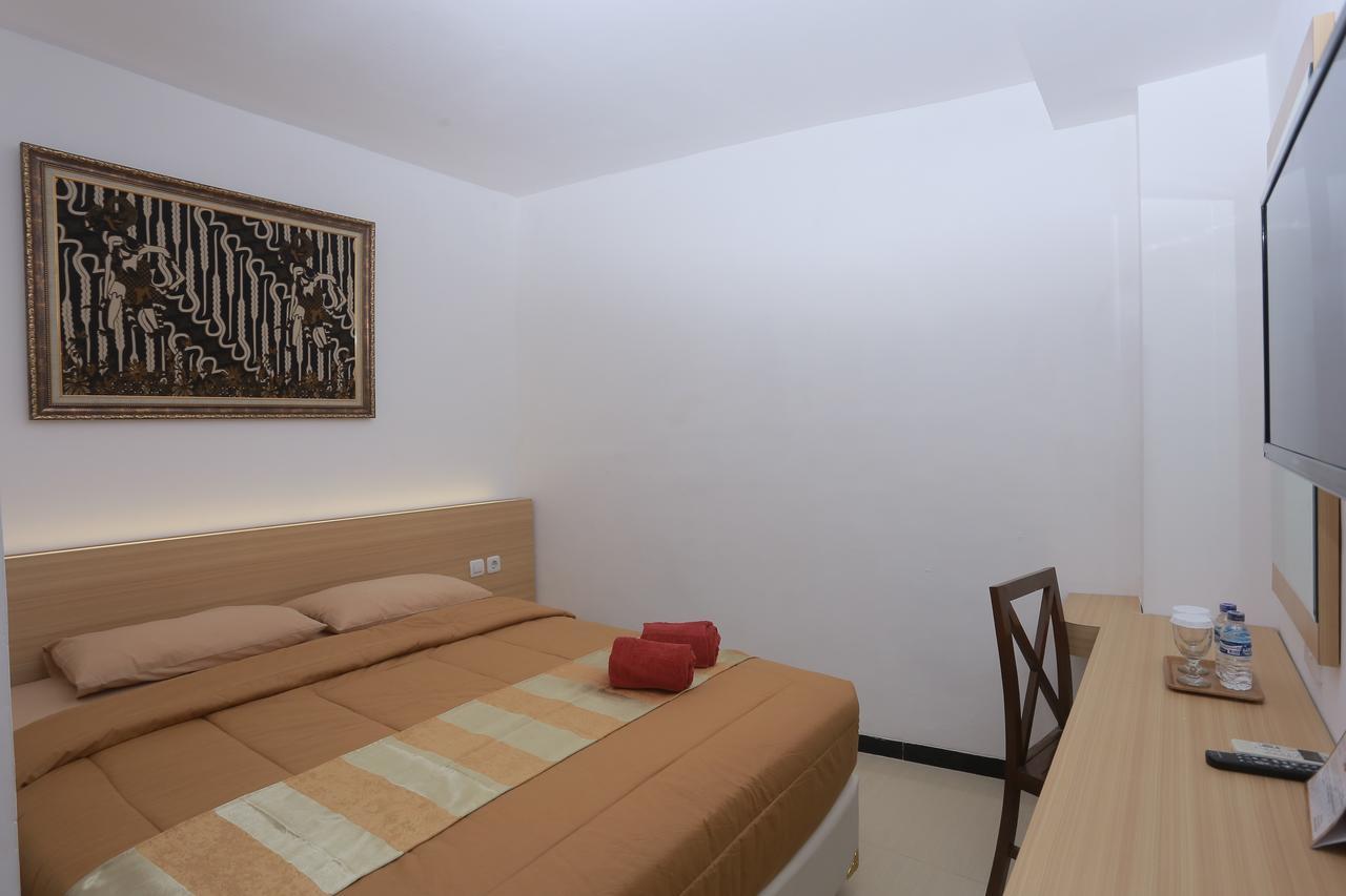יוגיאקרטה Hotel Kristina Malioboro מראה חיצוני תמונה
